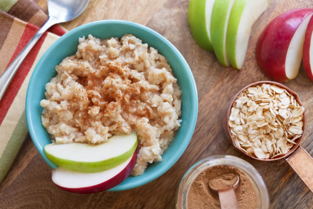 Applesauce Oatmeal For One